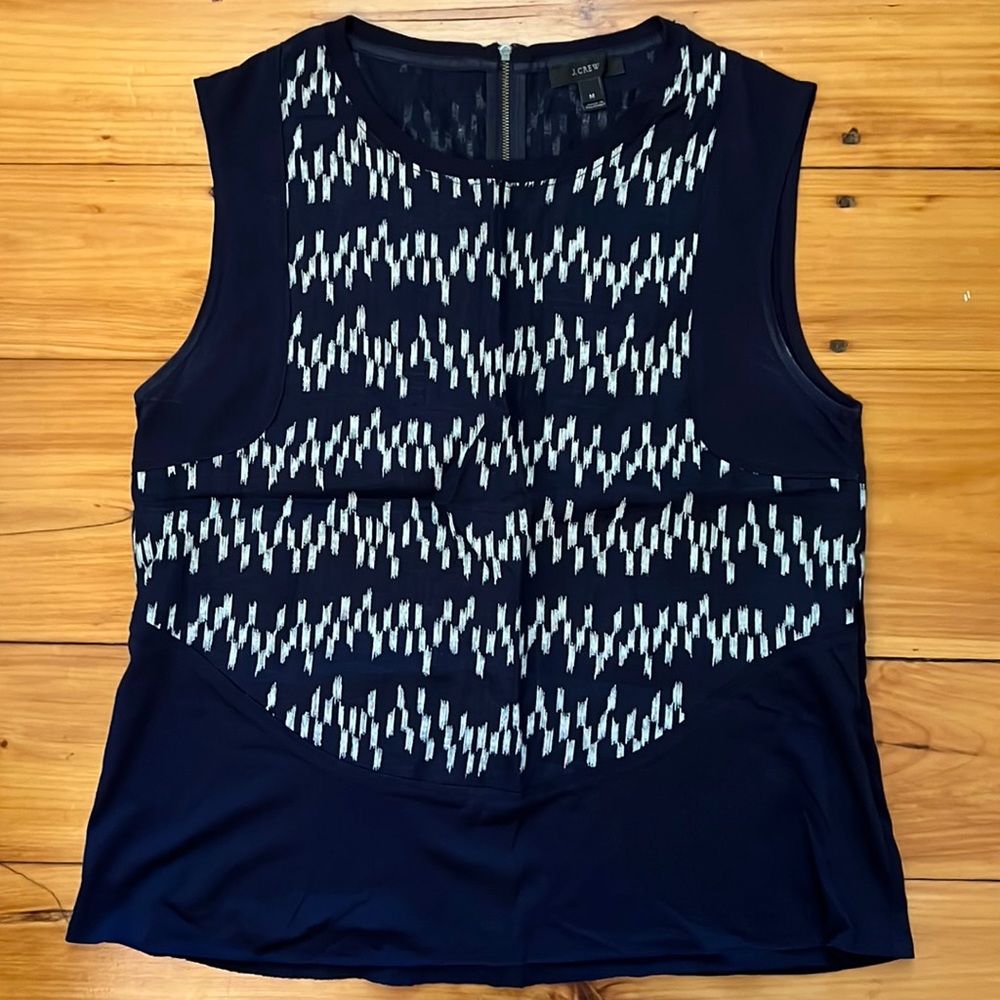 J.Crew Womens Sleeveless Blouse. Size M. Color blue and white.